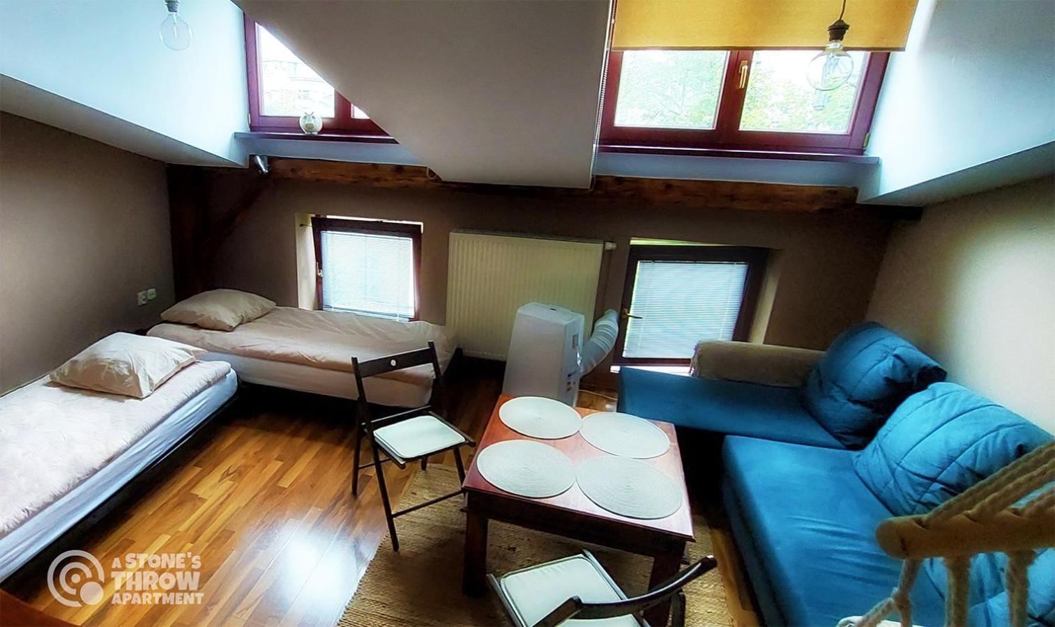 A Stone'S Throw Apartment كراكوفيا المظهر الخارجي الصورة