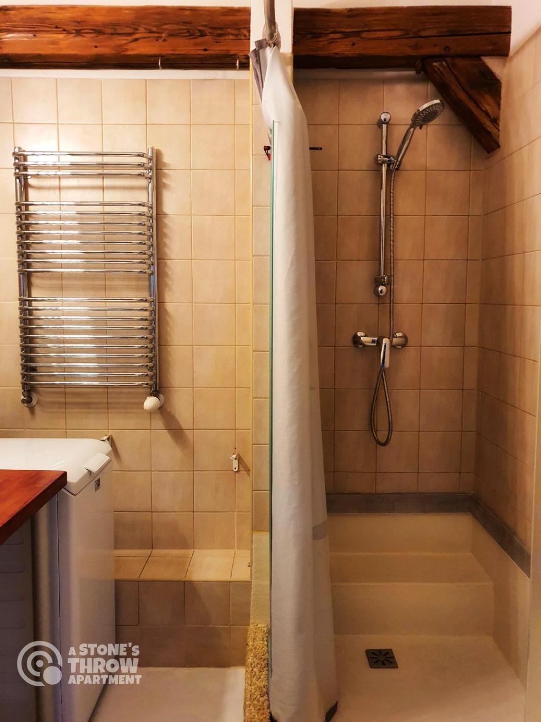 A Stone'S Throw Apartment كراكوفيا المظهر الخارجي الصورة